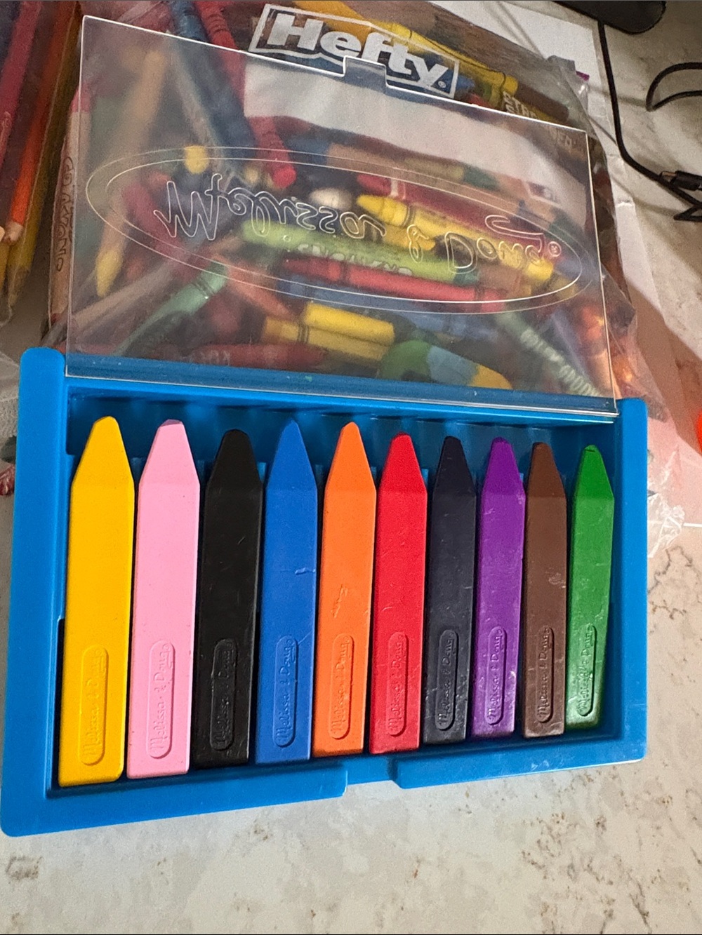 Melissa & Doug back to school kids easy grip Multi-Color Crayons set w box set!